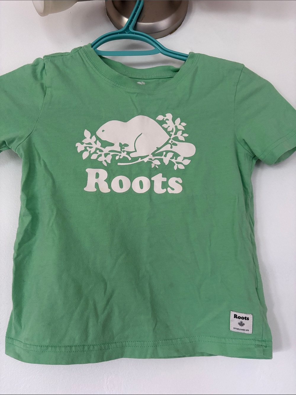 Roots Green Tee with White Beaver Logo